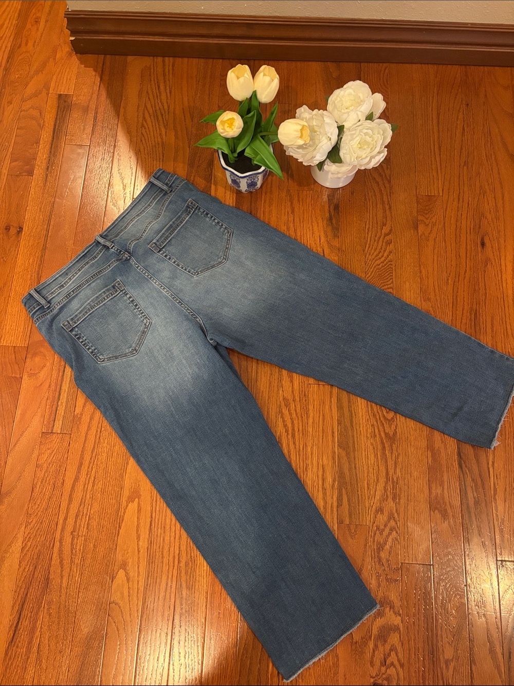 High Rise Straight Leg Crop Jeans - 14 R - Picture 3 of 12